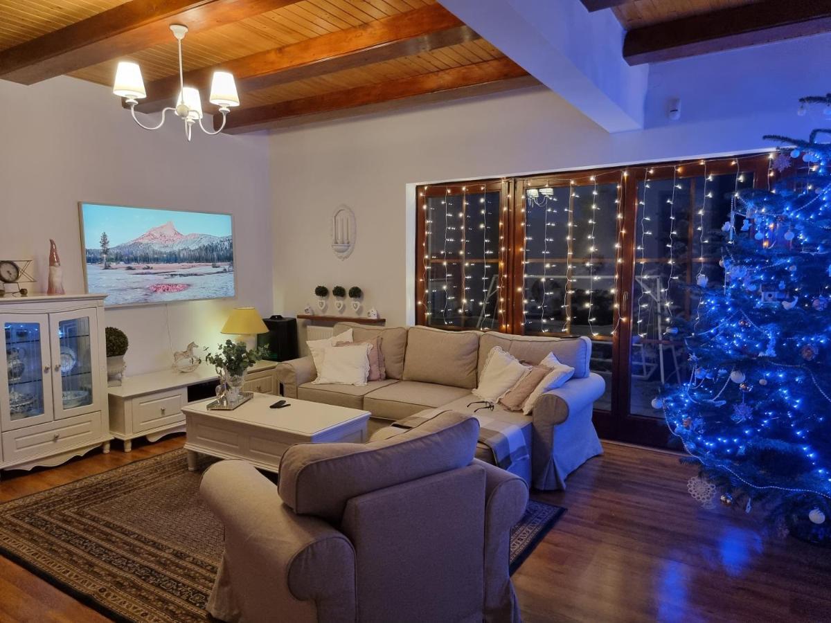 Naszjestwasz Villa Gorki Male  Buitenkant foto