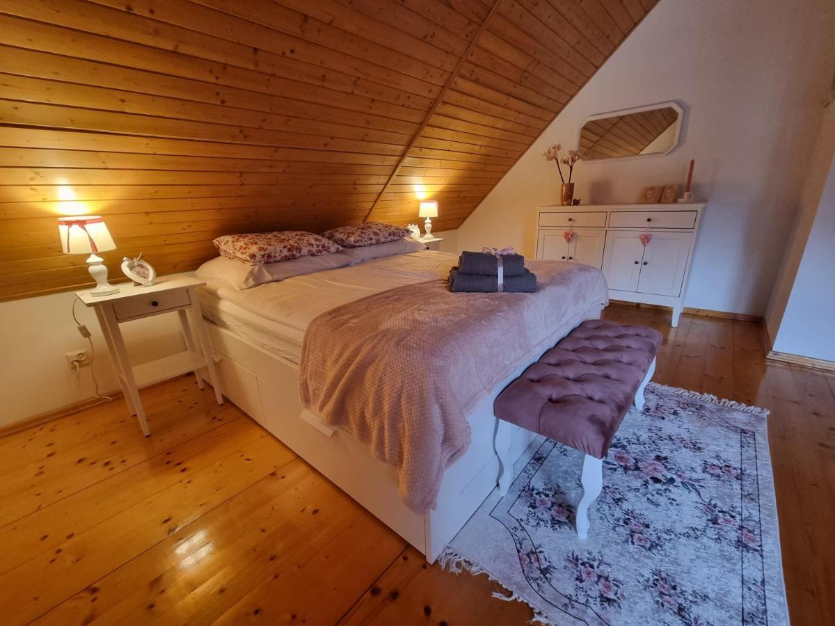 Naszjestwasz Villa Gorki Male  Buitenkant foto
