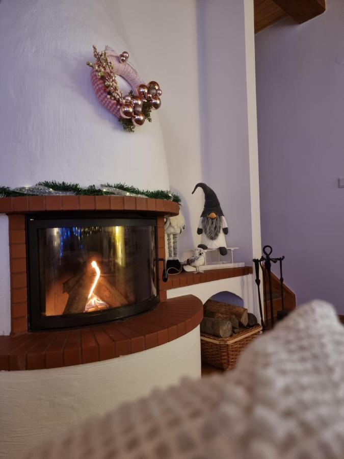 Naszjestwasz Villa Gorki Male  Buitenkant foto